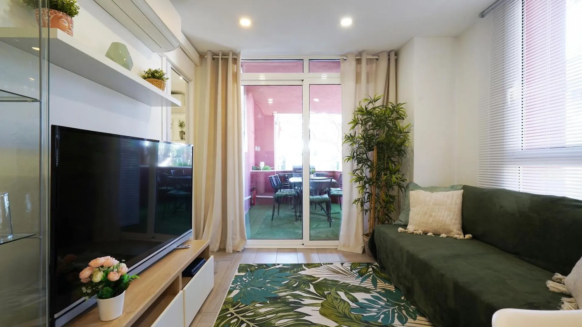 Apartment-4People-Parking-Castelledefels-Bikes-Bbq Castelldefels 0*,  Spain