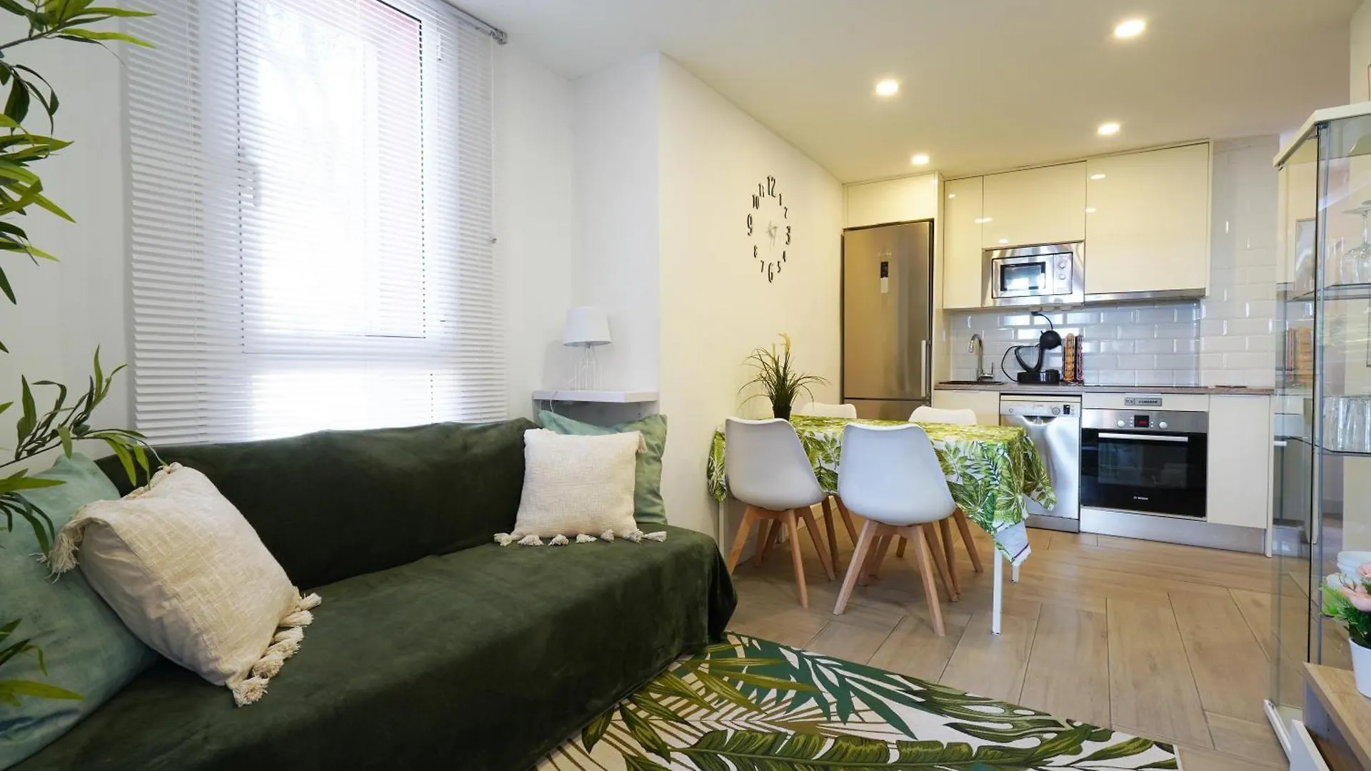 Apartment-4People-Parking-Castelledefels-Bikes-Bbq Castelldefels