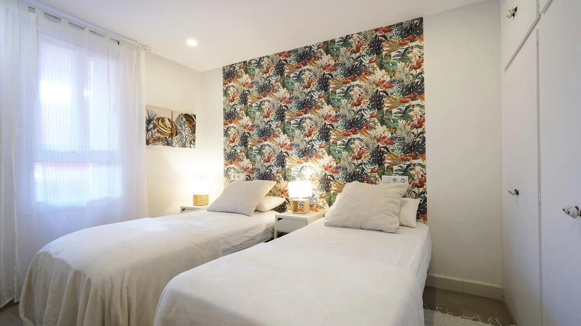 Apartment-4People-Parking-Castelledefels-Bikes-Bbq Castelldefels Apartment